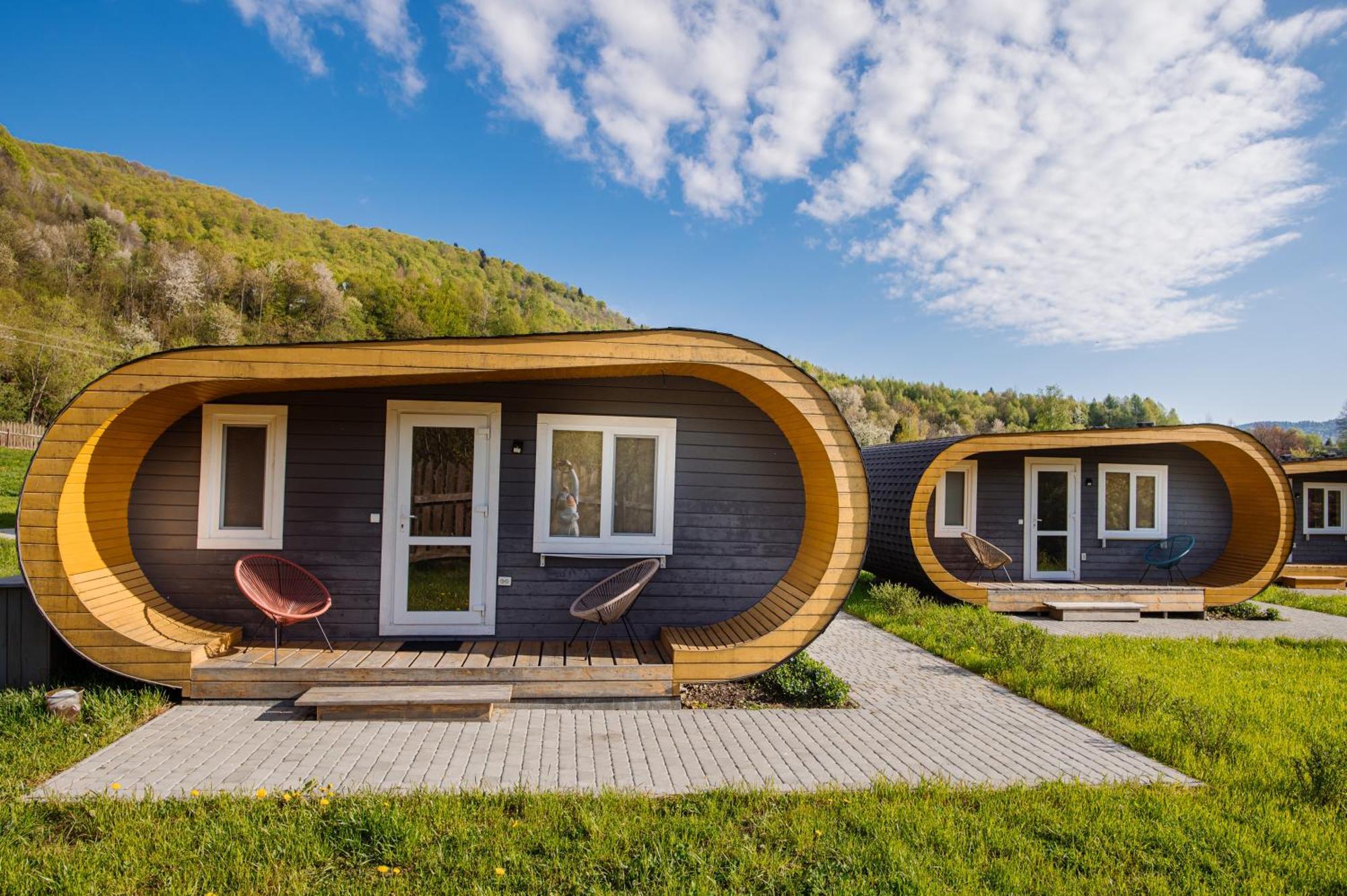 Рибничанка Hotel Skhidnytsia Екстериор снимка