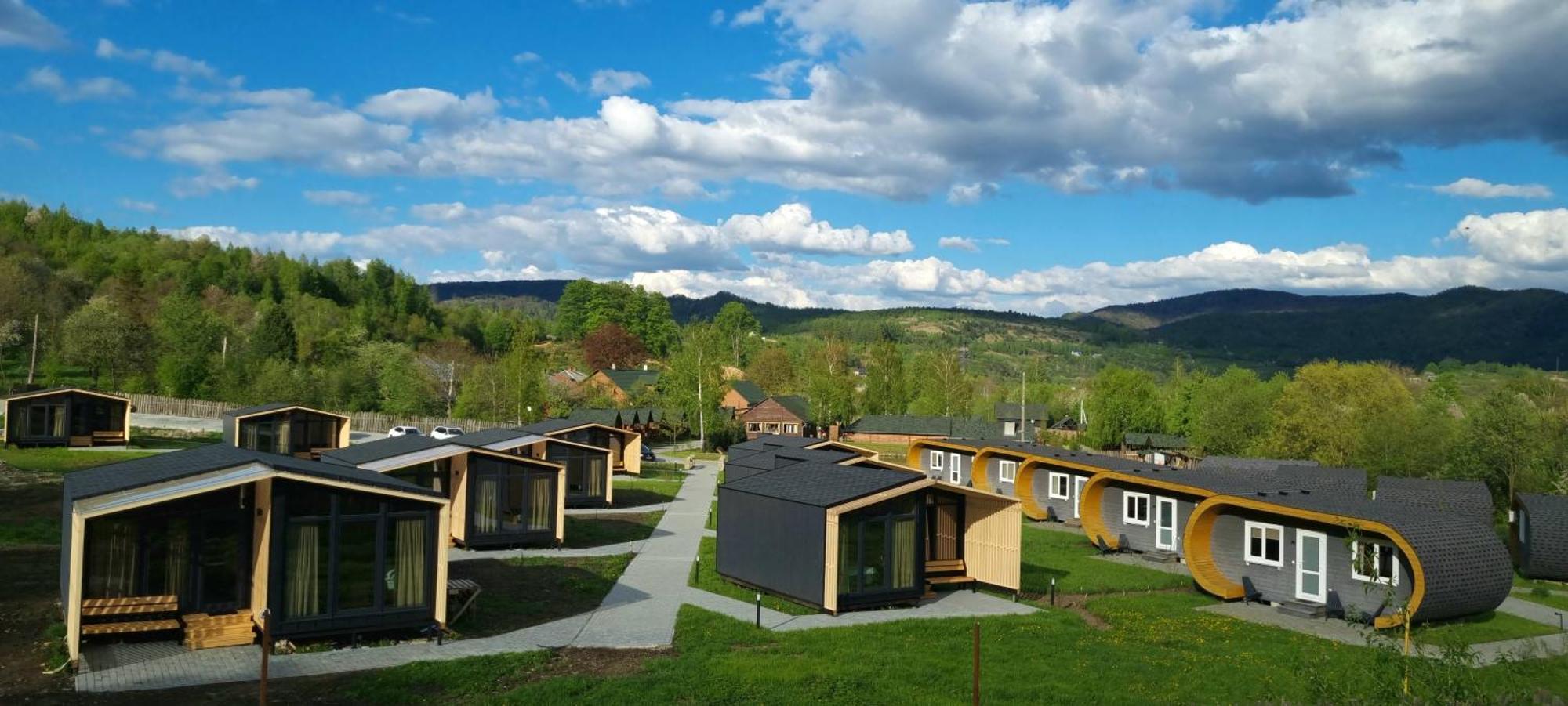 Рибничанка Hotel Skhidnytsia Екстериор снимка